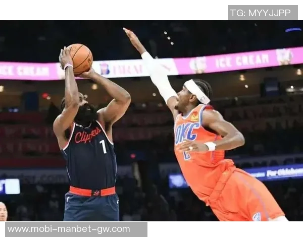 卢教练期待哈登与小卡错开上场时间却遭遇双双体力不支的困境 卢教练期待哈登与小卡错开上场时间却遭遇双双体力不支的困境