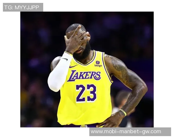 詹姆斯谈首节判罚影响称对手罚球22次防守难以建立 詹姆斯谈首节判罚影响称对手罚球22次防守难以建立